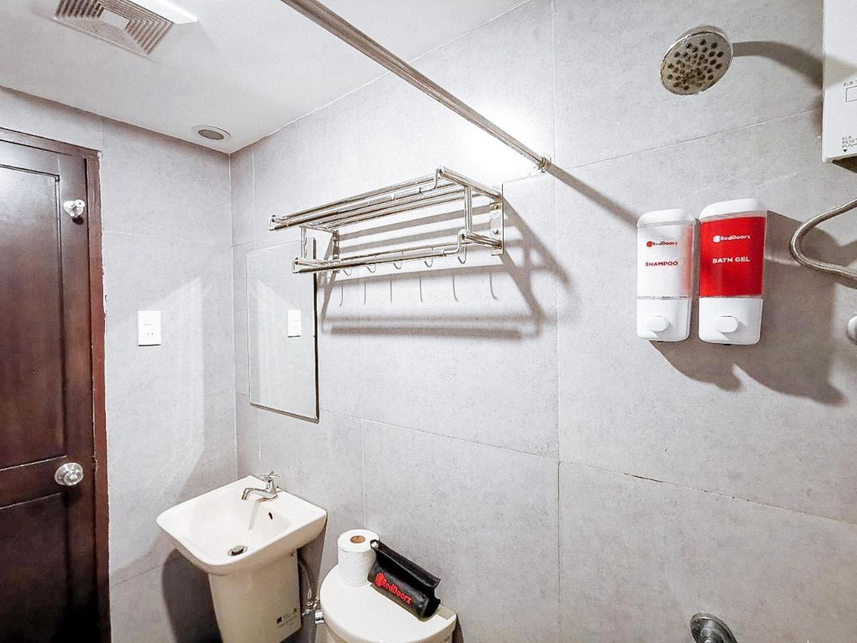 Reddoorz Near Victoria Mall Davao City المظهر الخارجي الصورة