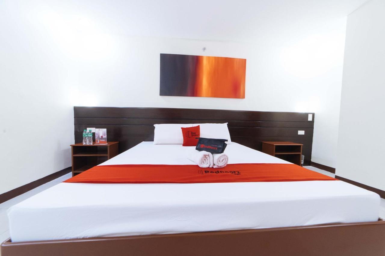 Reddoorz Near Victoria Mall Davao City المظهر الخارجي الصورة