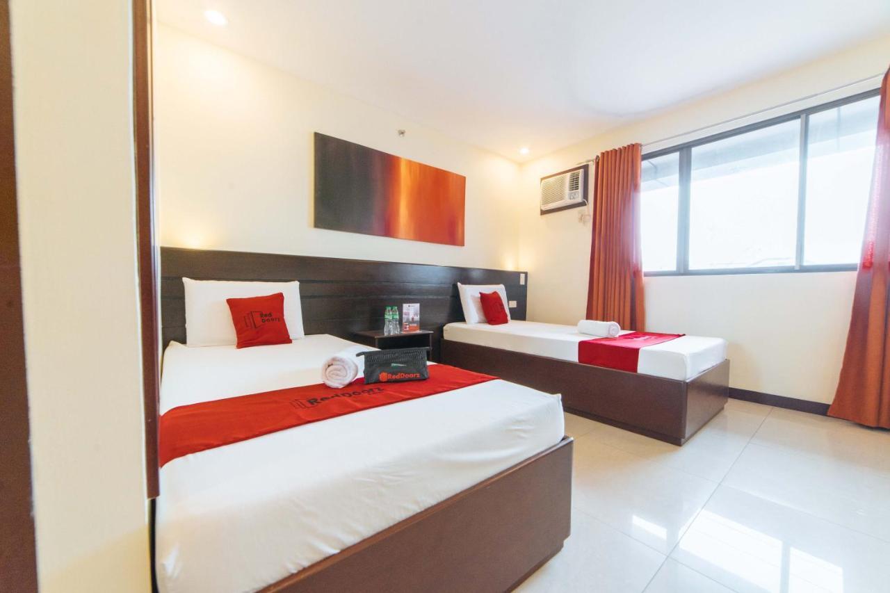 Reddoorz Near Victoria Mall Davao City المظهر الخارجي الصورة